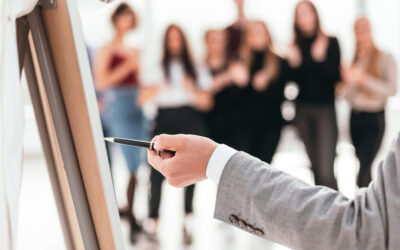 Łódź dla zespołów – połączenie szkoleń, atrakcji i relaksu